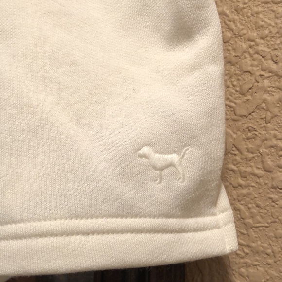 NWT PINK Victoria’s Secret Fold-over Short. Medium. Cream/ivory color. Fleece. - Picture 4 of 16